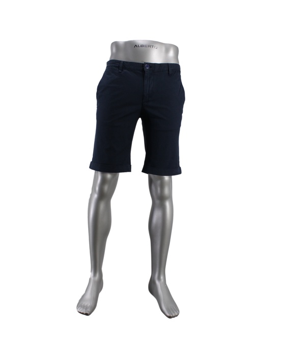 Leichte Shorts von